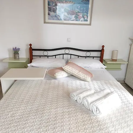 Апартаменты νέος πύργος Family