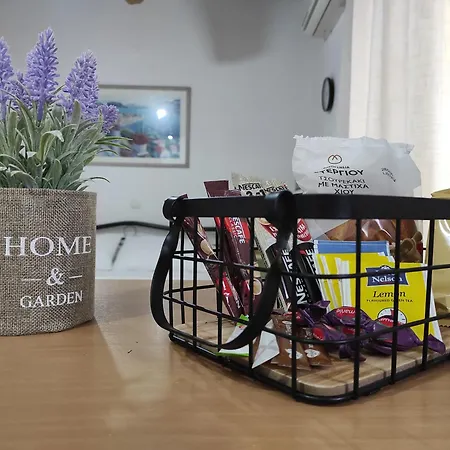 νέος πύργος Family * Неос-Пиргос