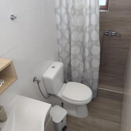 νέος πύργος Family Appartement Néos Pírgos
